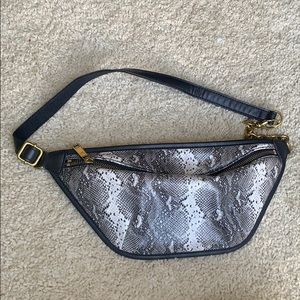 NWOT - Fossil Belt Python Bag